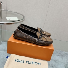 Louis Vuitton Tods Shoes